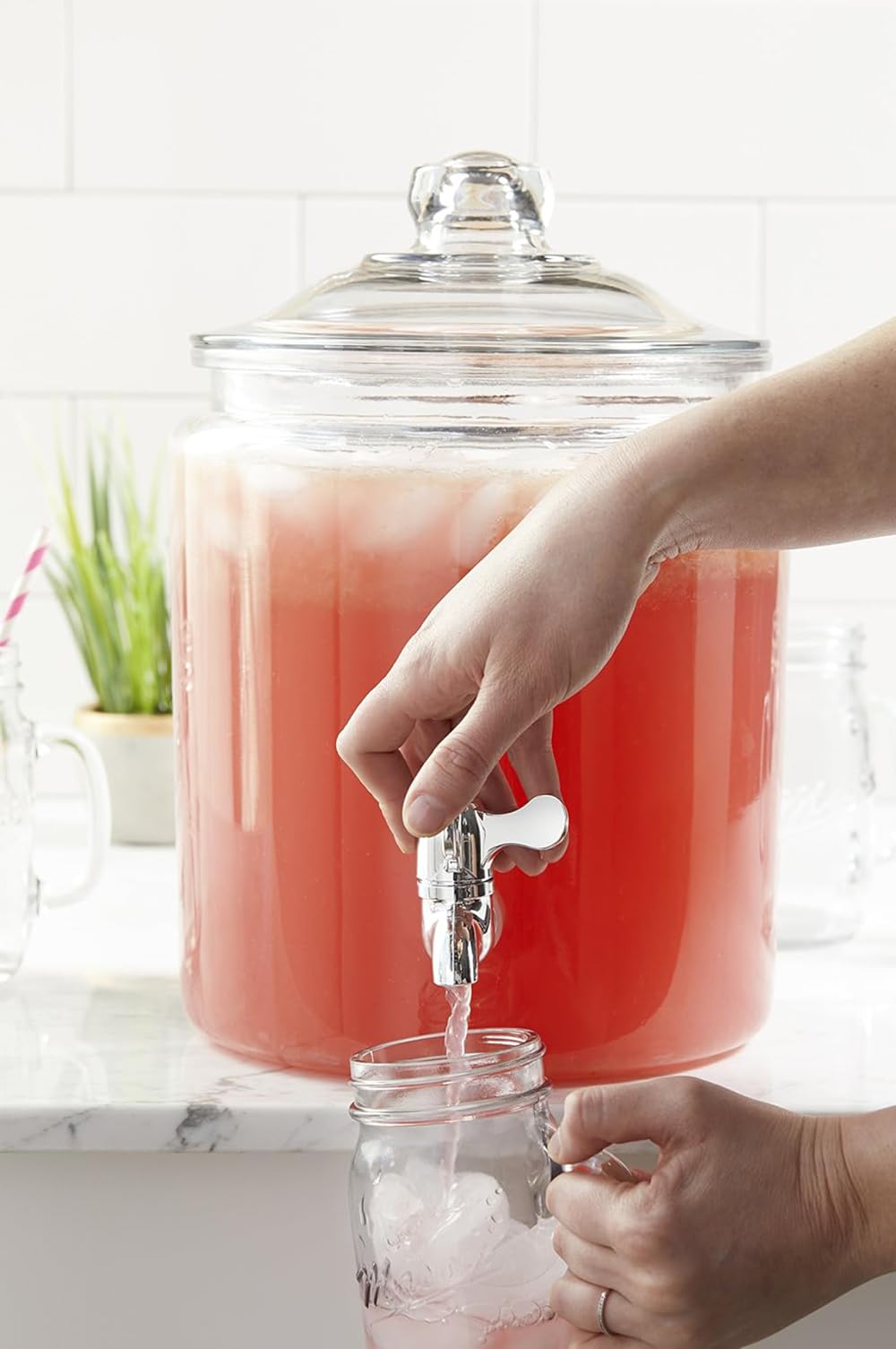 Glass Drink Dispenser 2 Gallon Y8154