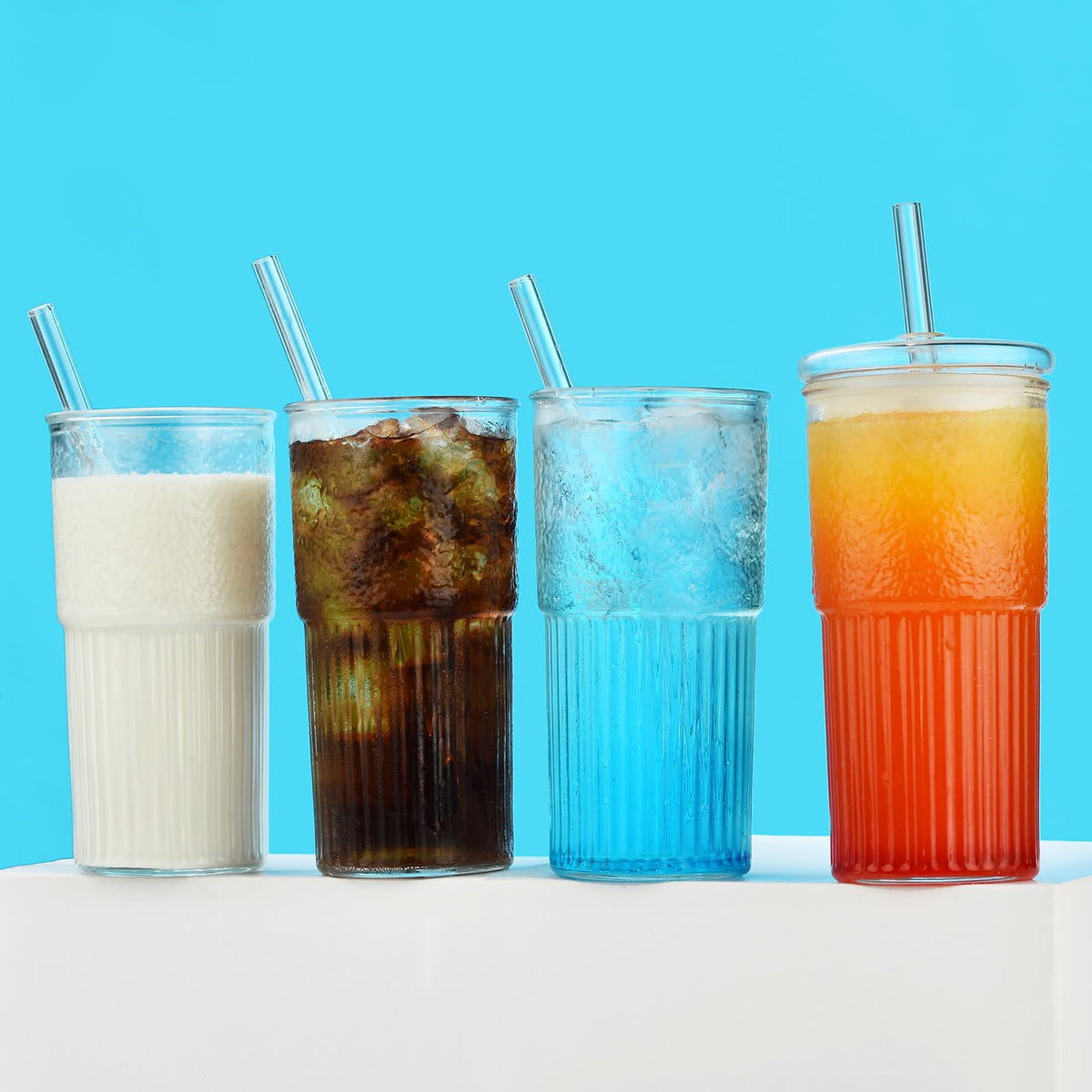22 oz High Borosilicate Clear Glass Cups with Lids and Straws, Pack of 2 V90260