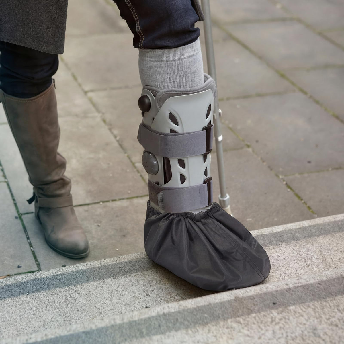 Light Gray Waterproof Non Slip Walking Boot Covers 2 Pairs O160