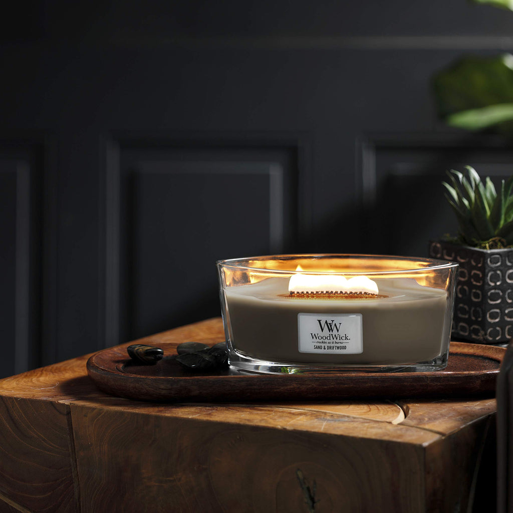 Scented Candle with Crackling Wick T137139