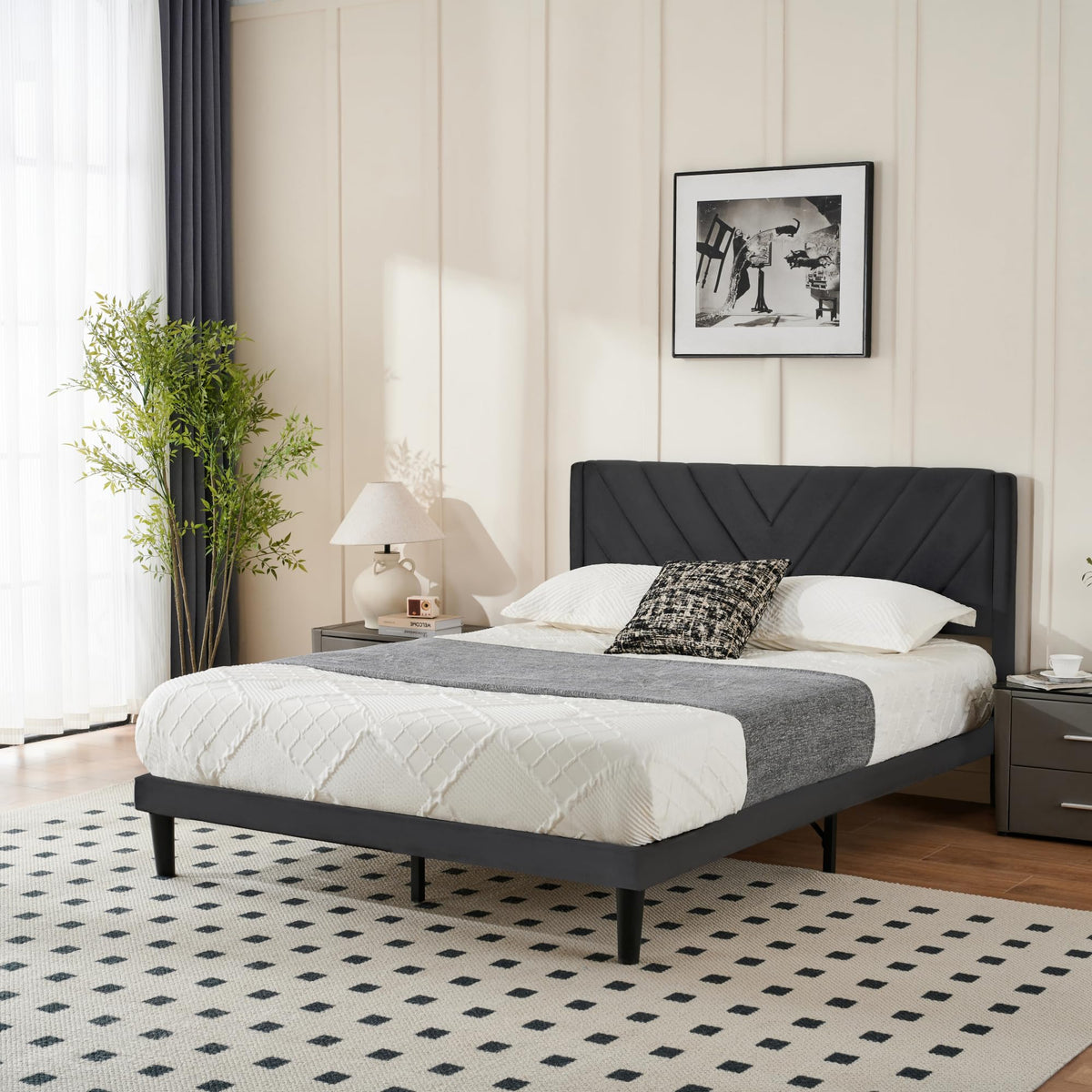 Queen Size Velvet Platform Bed Frame with Headboard L359689