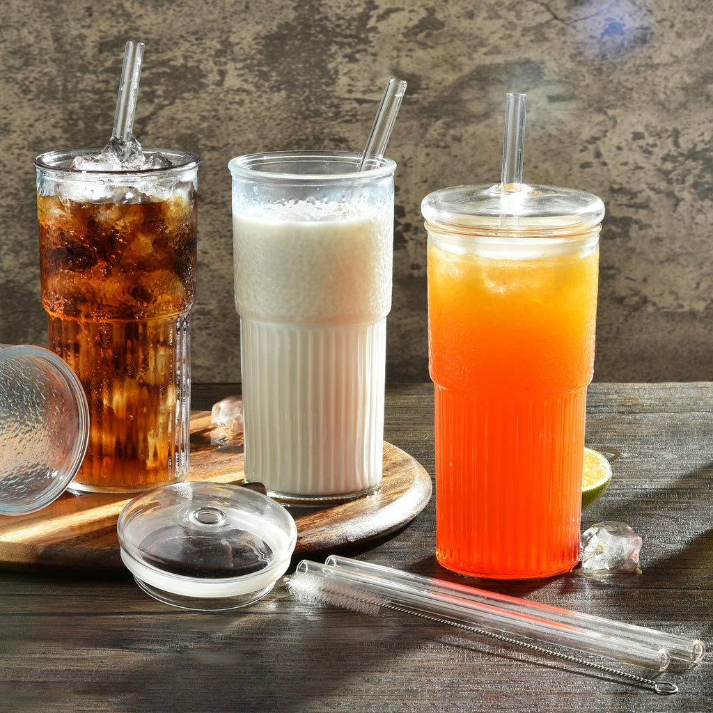 22 oz High Borosilicate Clear Glass Cups with Lids and Straws, Pack of 2 V90260